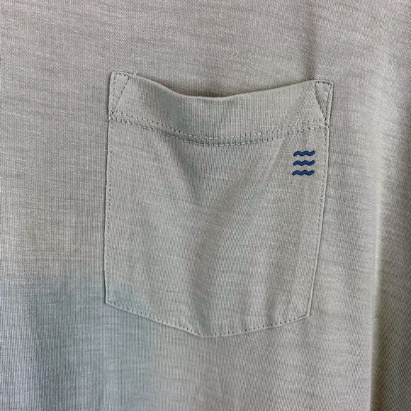 Free Fly Men's Elevate Lightweight Hoodie in Desert Sage Size Medium. - Picture 7 of 16